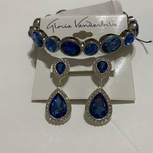 New set of earrings and bracelets